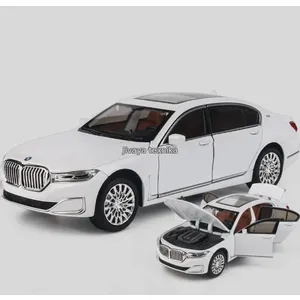 Машинка Bmw M7 1:24 метал свет звук иннерция